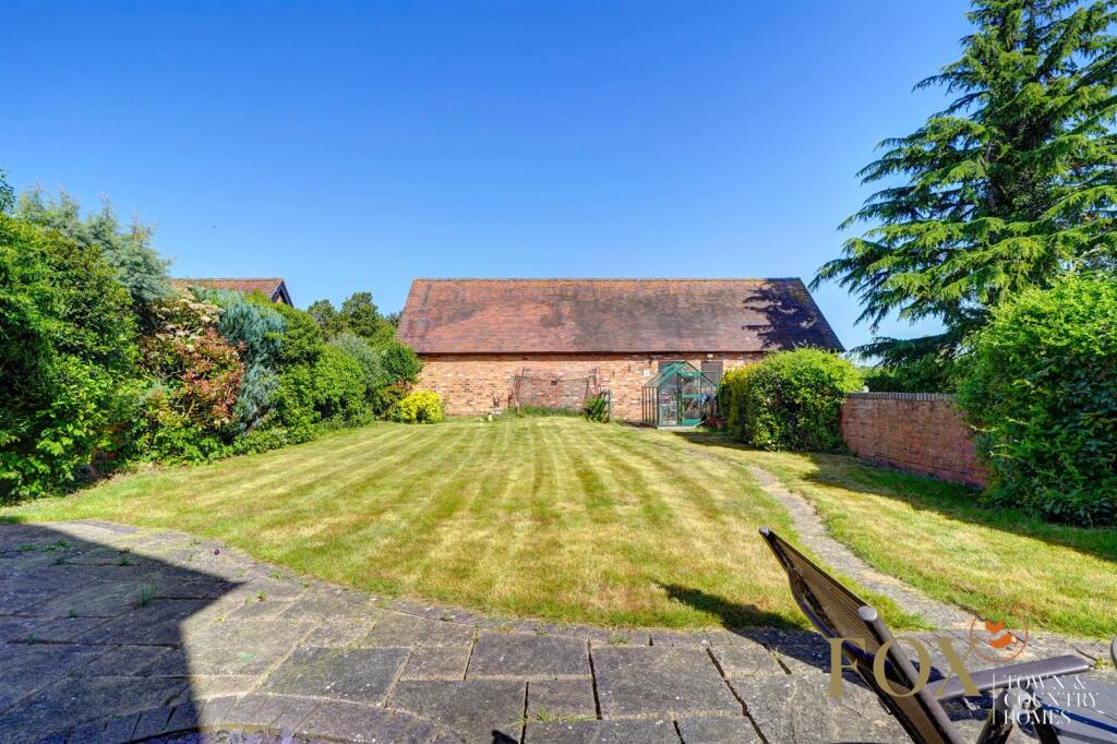 9 Holt Castle Barns (11).jpg