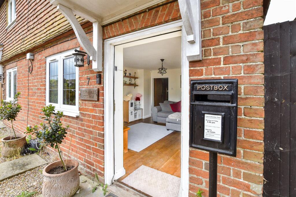 External Lifestyle Photograph