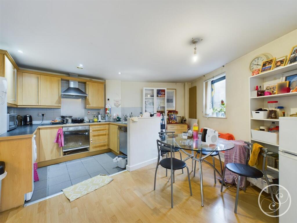 Kitchen dining are