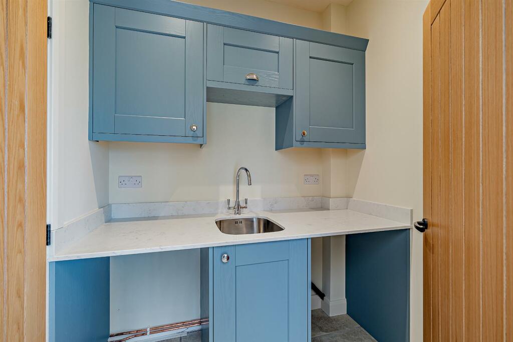 8619361-stills-interior15(1)-800.jpg