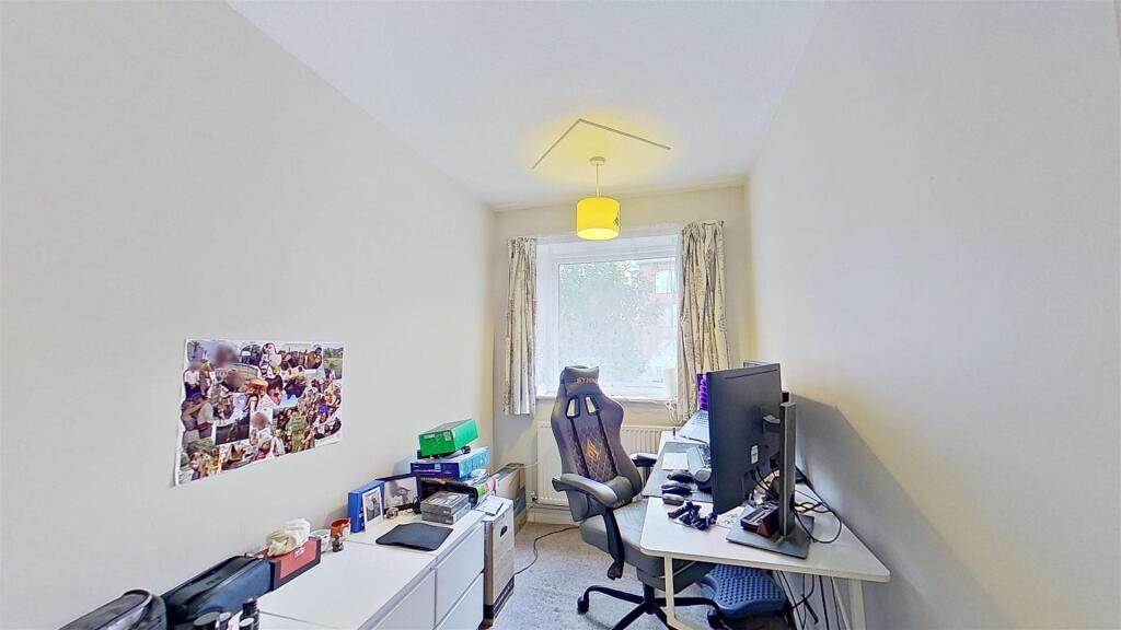St-Andrews-Court-Waynflete-Street-SW18-06262025_18
