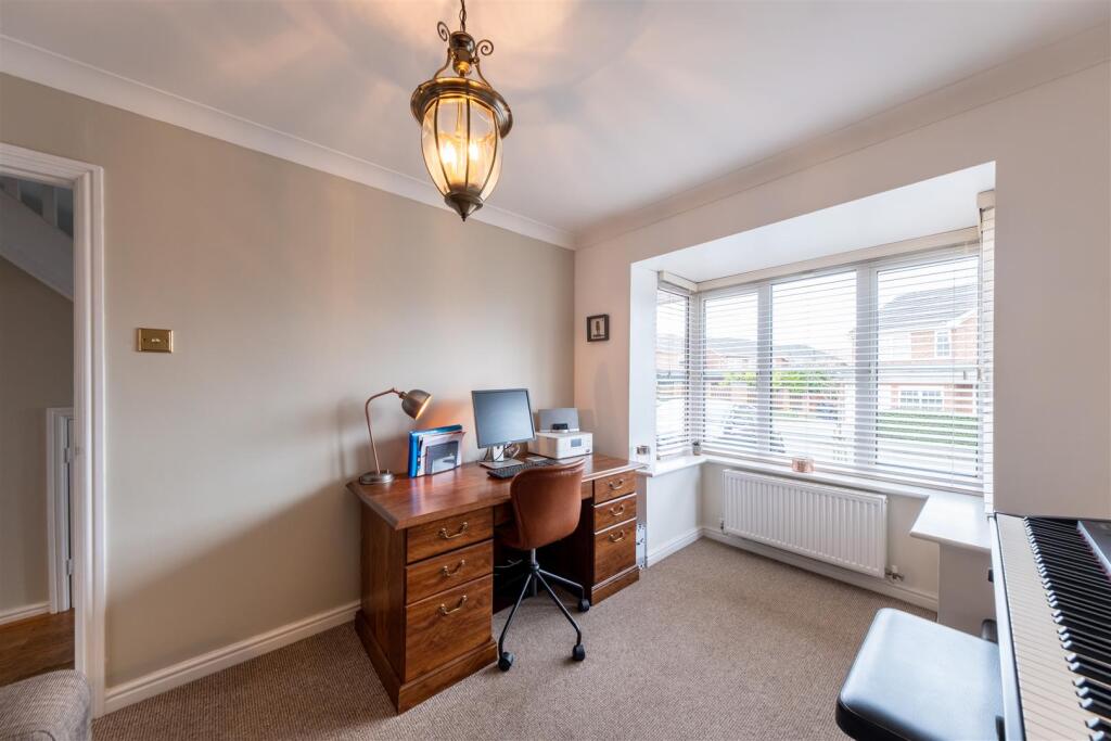 4 Knightsbridge Avenue-011.jpg