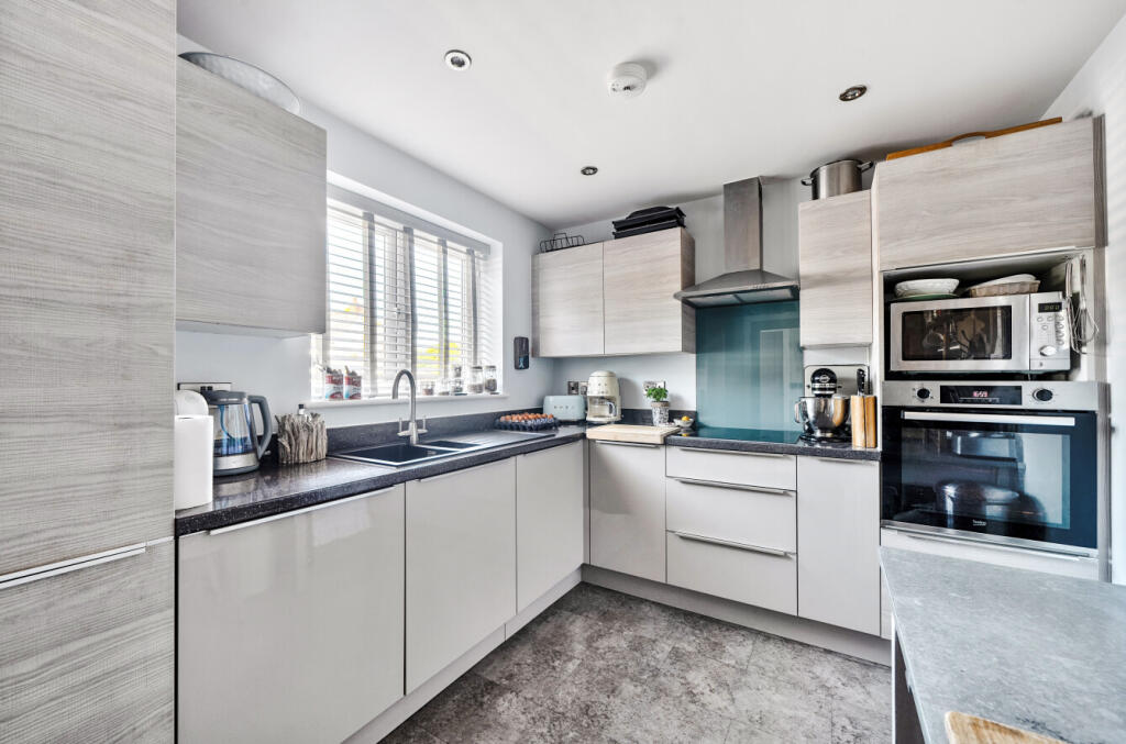 25-1288534-36-682...