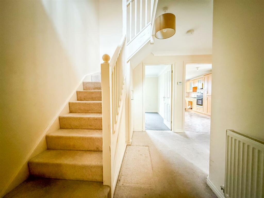 ENTRANCE HALLWAY