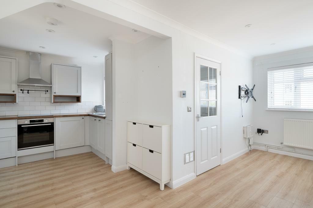 Kicthen/dining room