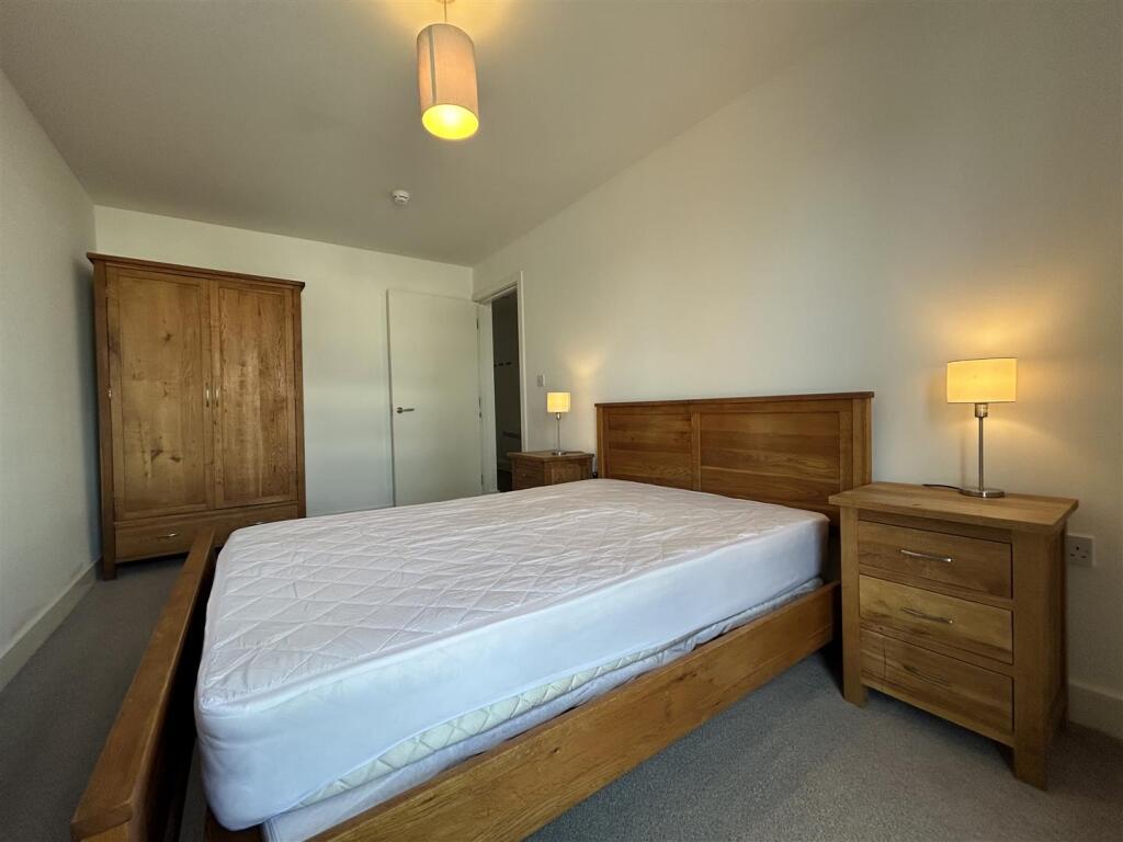 Bedroom (2).jpeg