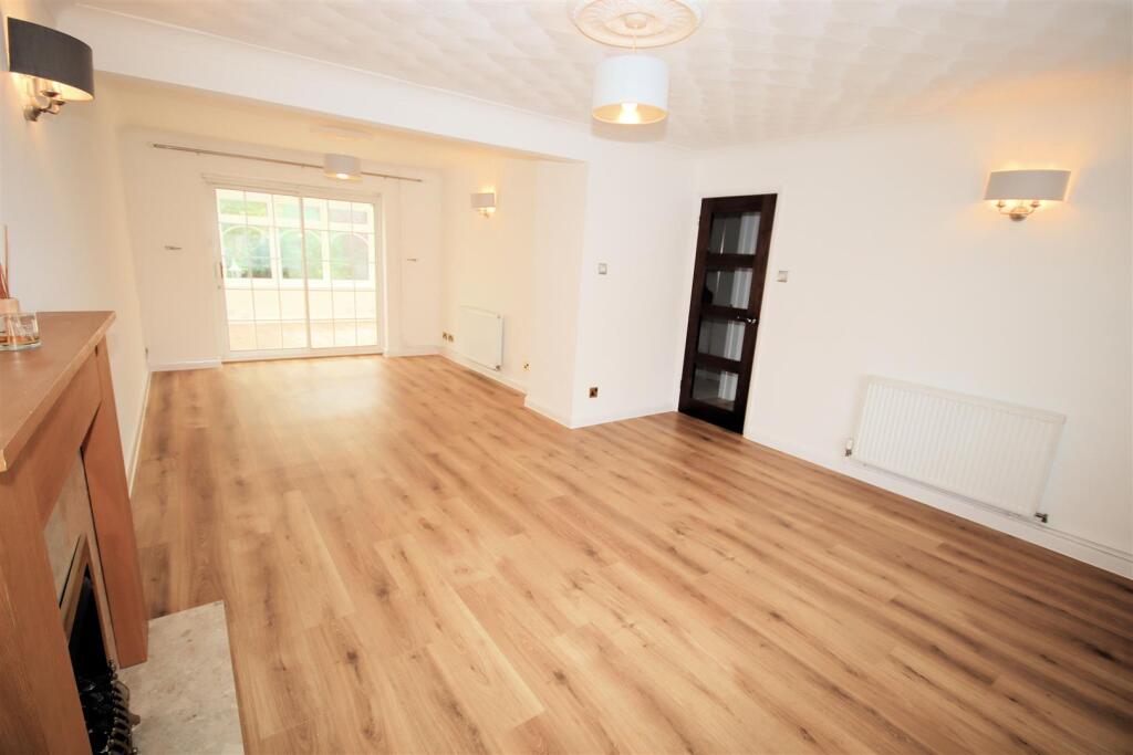 View of Lounge / Dining Room