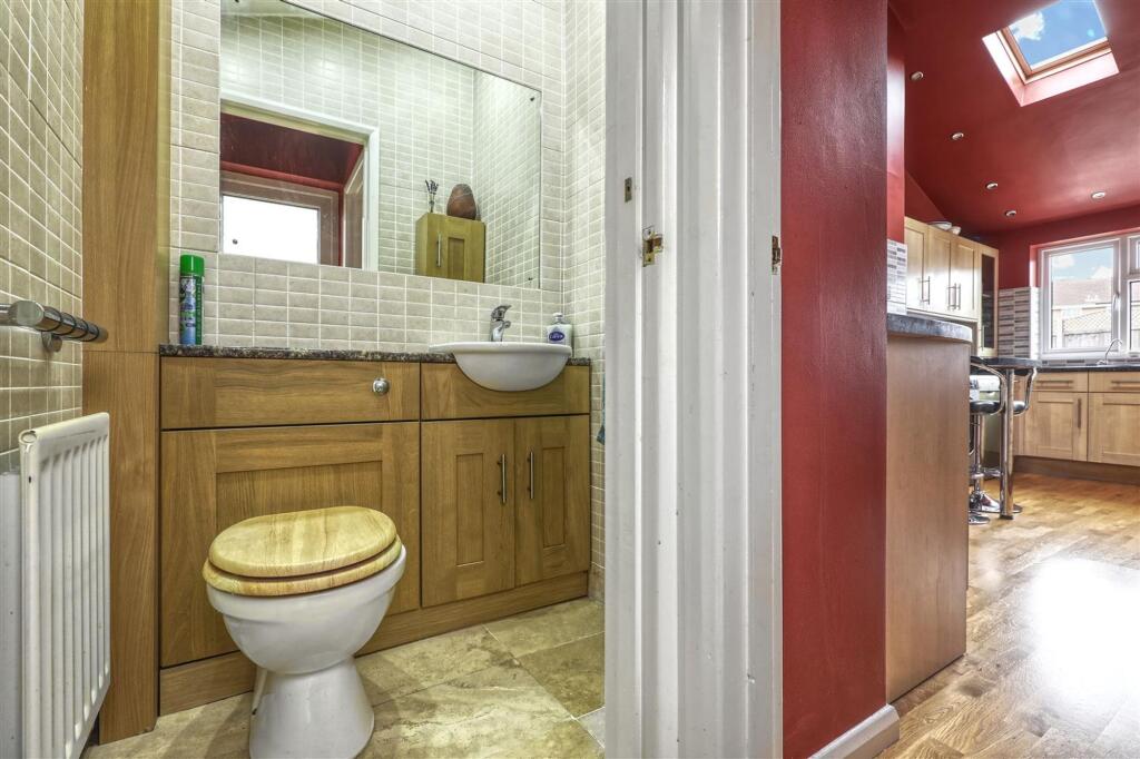 kitchen3.jpg