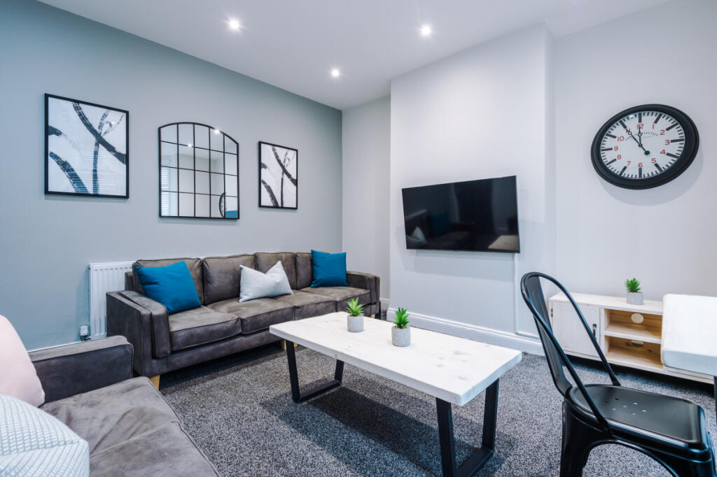 13 Norwood Terrace, Living Room 4