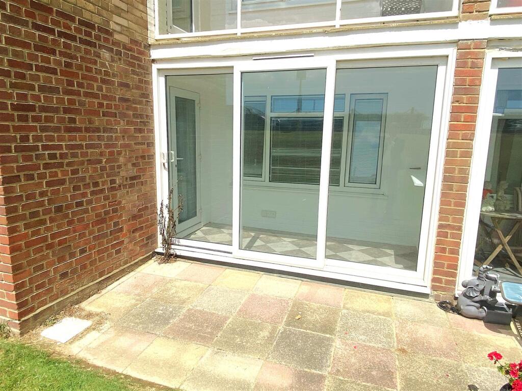 4 Tobago - Sun Room to use.jpg