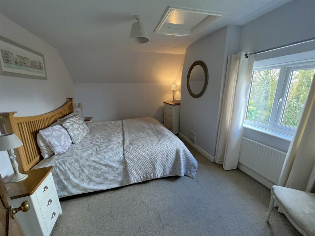 Bedroom 1A.JPG