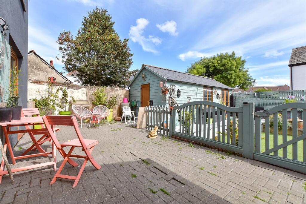 Patio / Decking