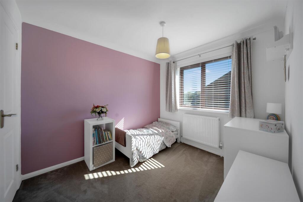 27 Coopers Way-26.jpg