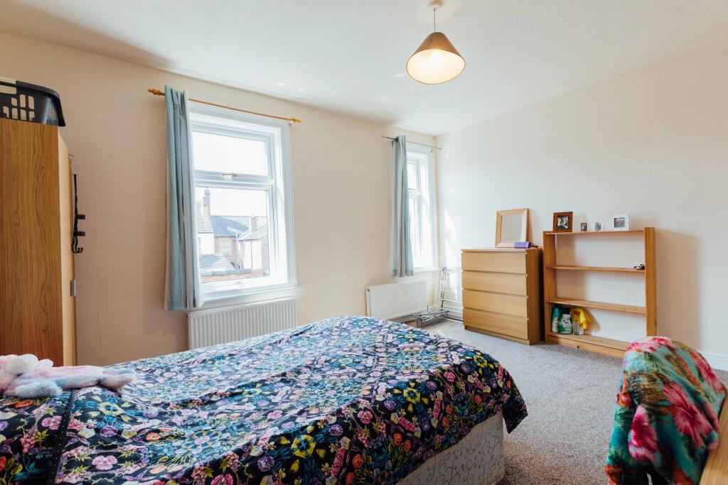 bedford-street,-ln1-1na---4-bed-image-2.jpg