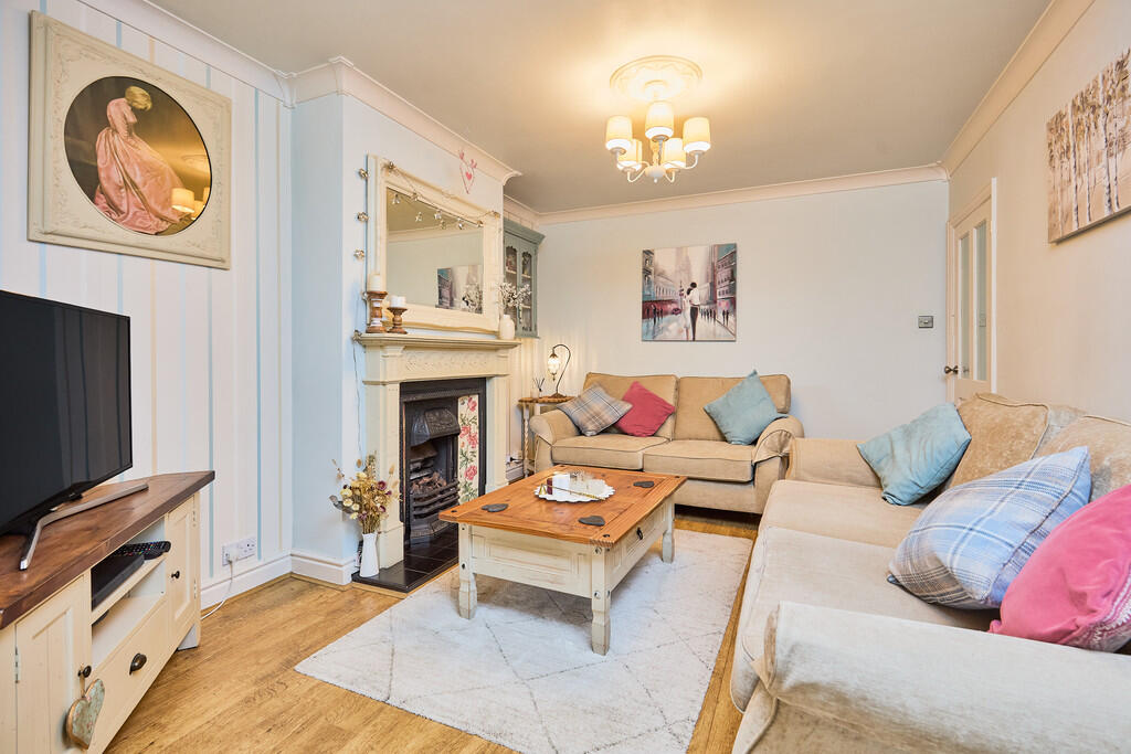 Edward Knight 202...