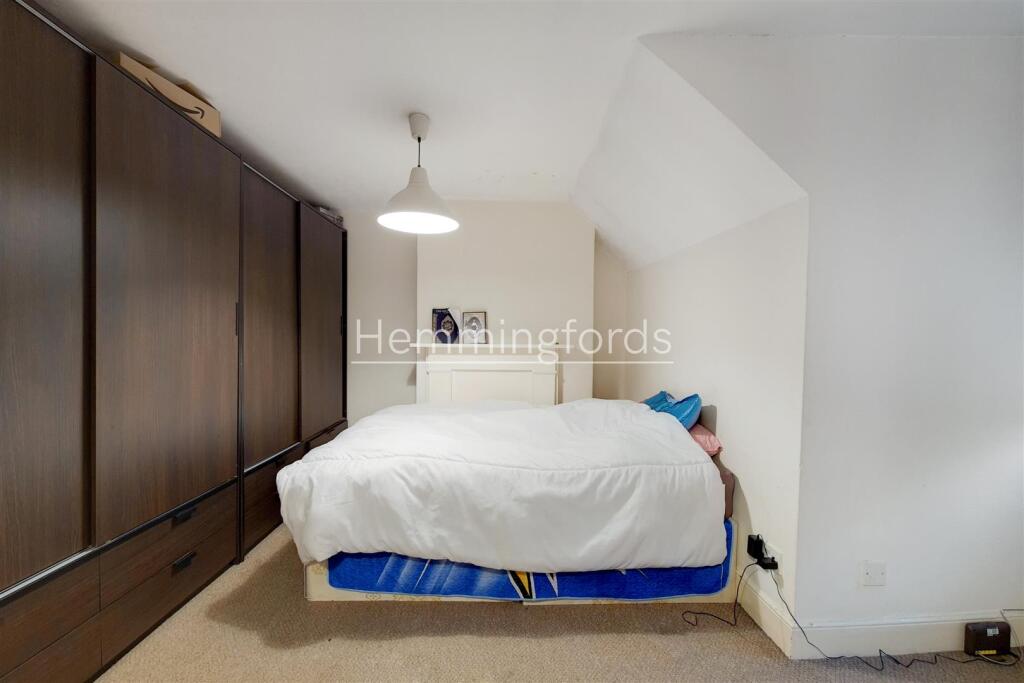 4_Bedroom-0.jpg