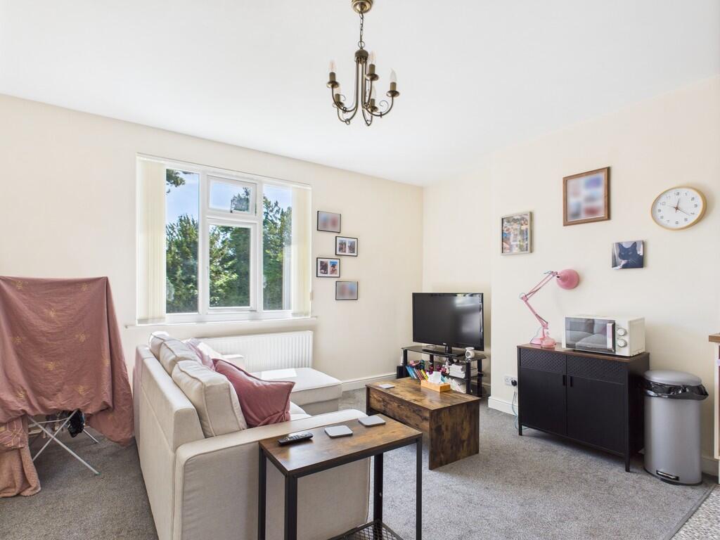 CAM03582G0-PR0122...