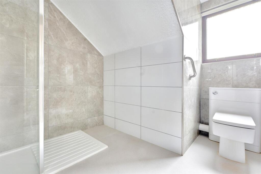 Ensuite_2.jpeg