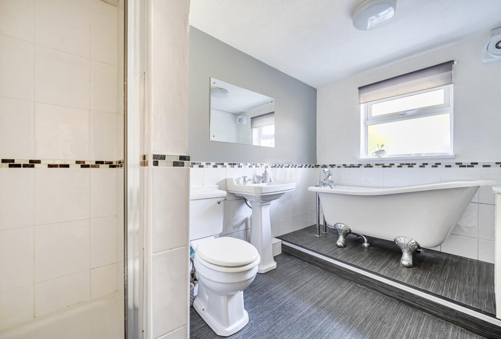 1353802-9-68c42e1...