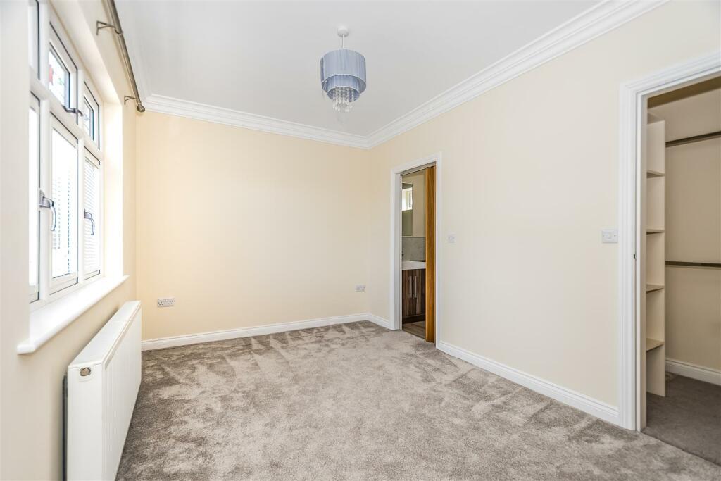38 Hull Road14.jpg