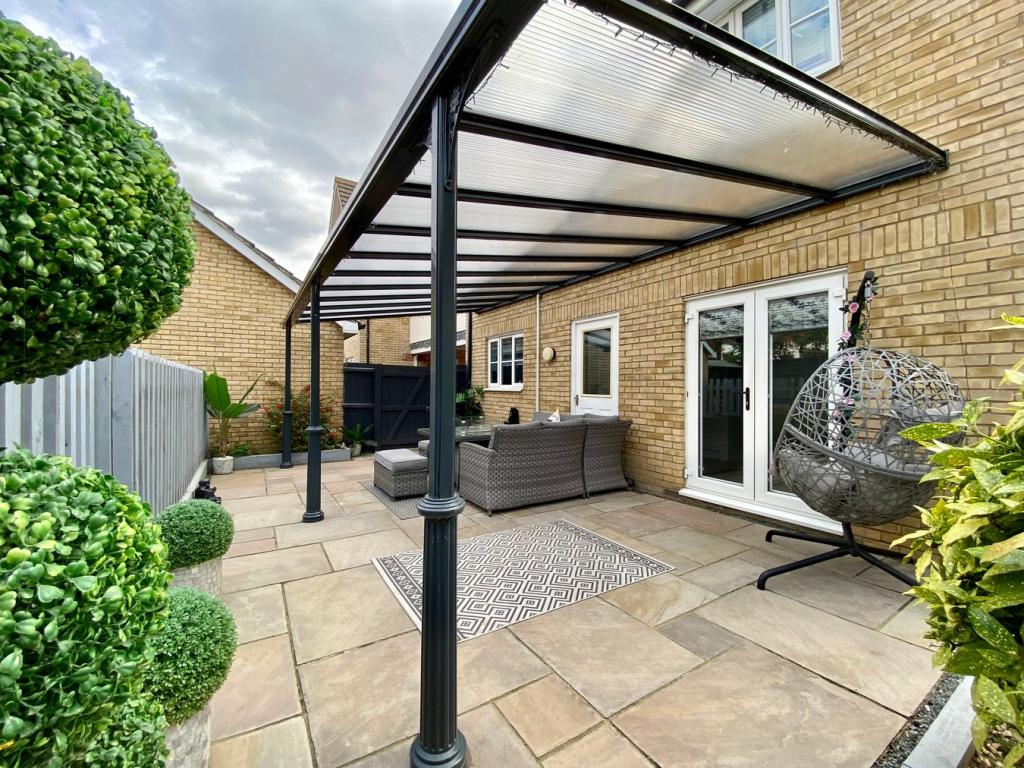 Covered Terrace