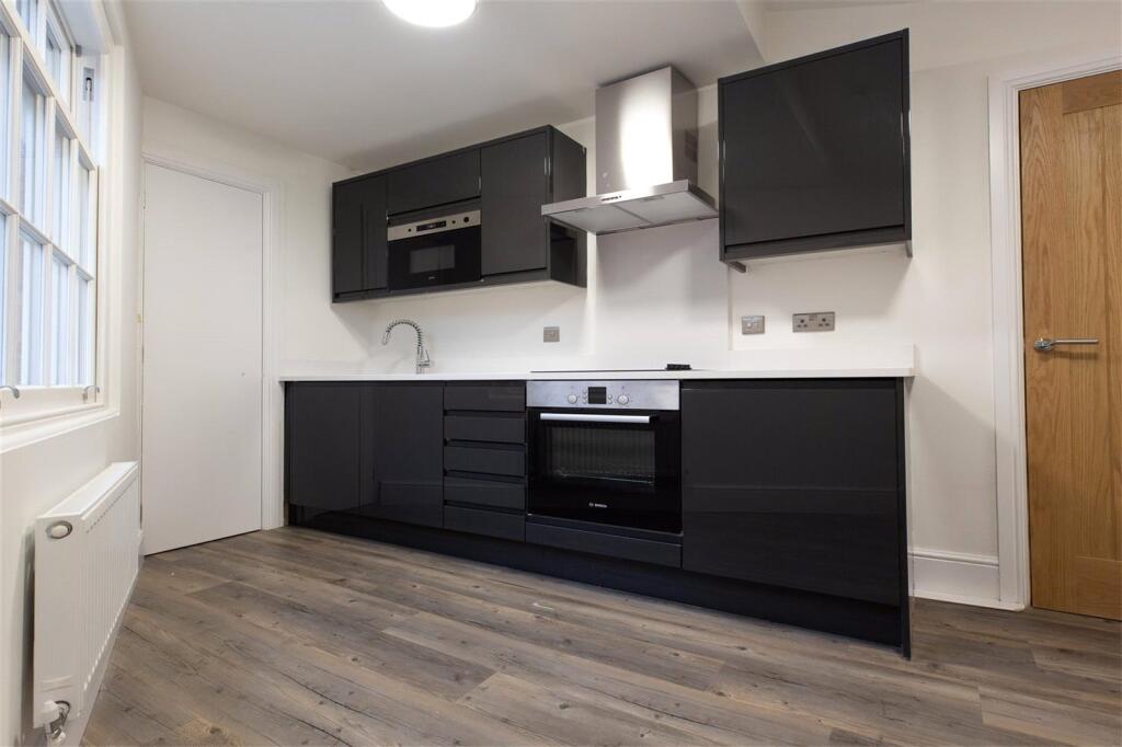 Kitchen 1 full (15 o