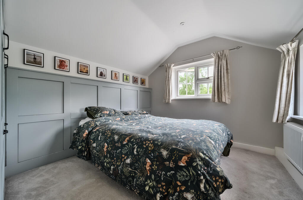 1-68239bc61cdcd-1...