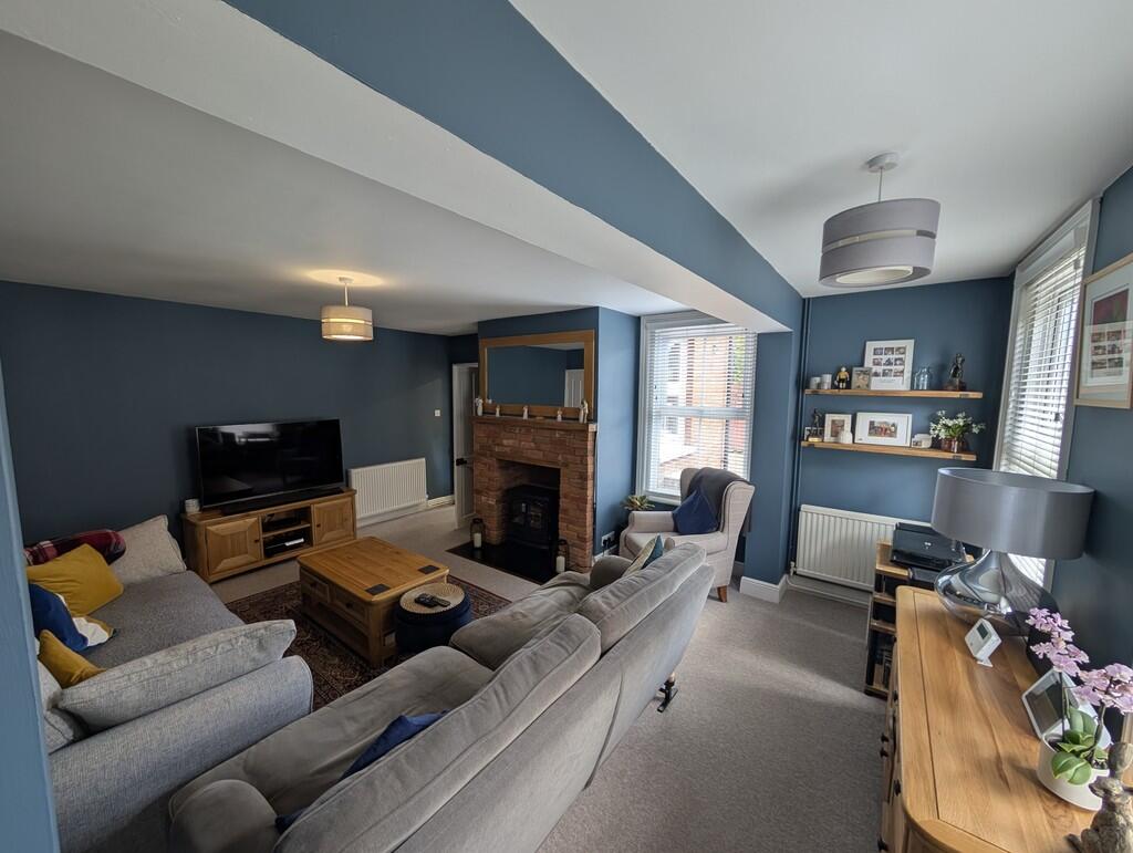 PXL_20250530_1128...