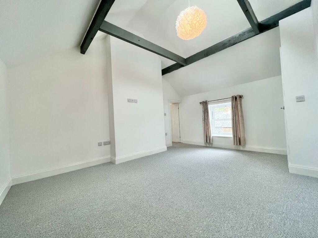 Bedroom 2nd Floor
