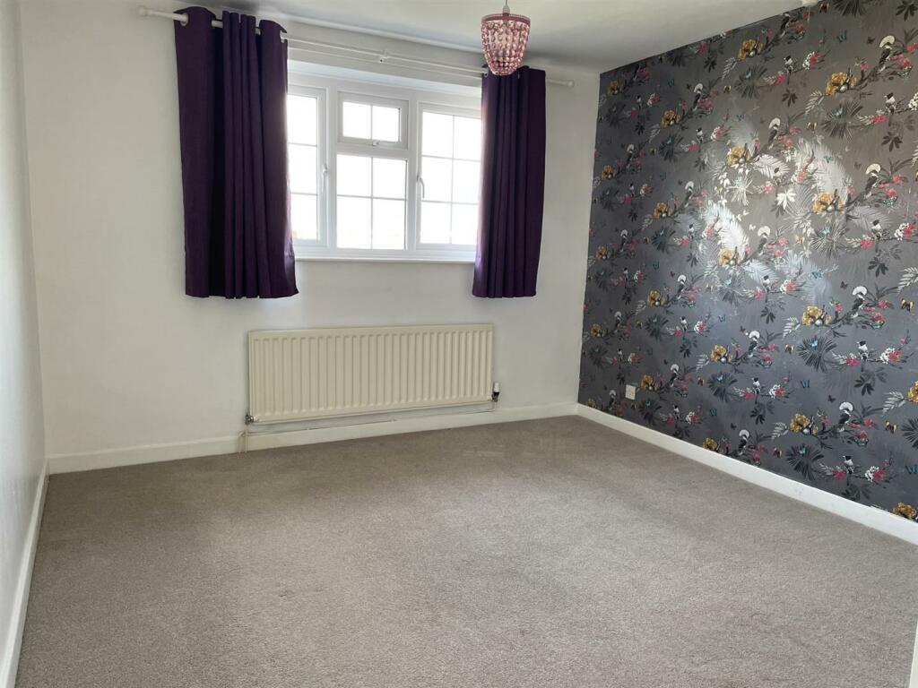 Bedroom 2.jpeg