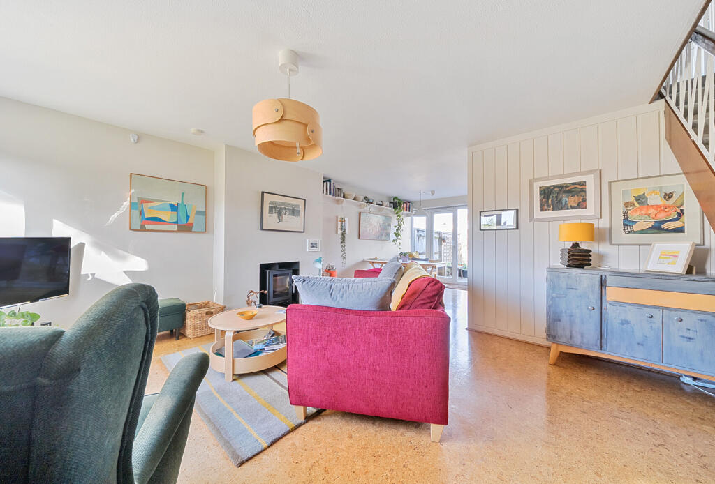 1373316-15-68ff50...