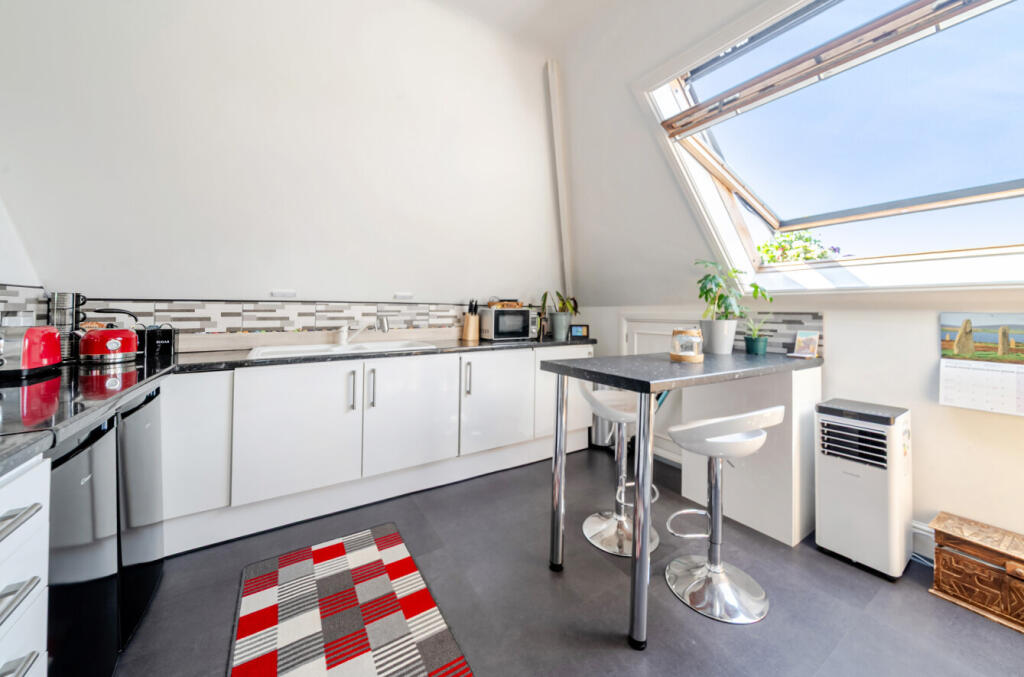 1335855-13-6899e8...