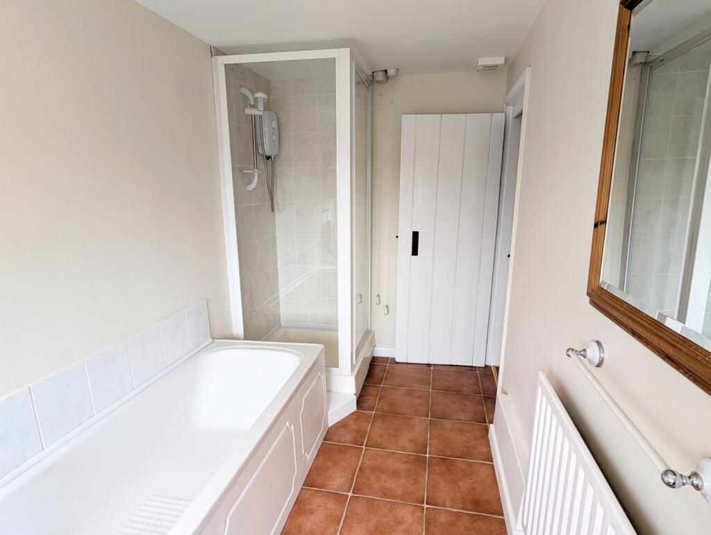 PXL_20250522_094316713.MP2