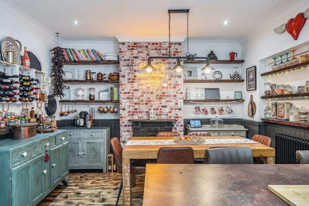 Sparrow Farm Road, Epsom - KT17 2JL