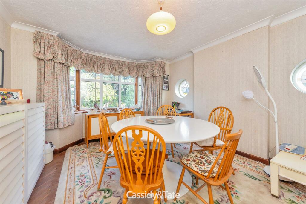 19 Orchard Drive_004.jpg
