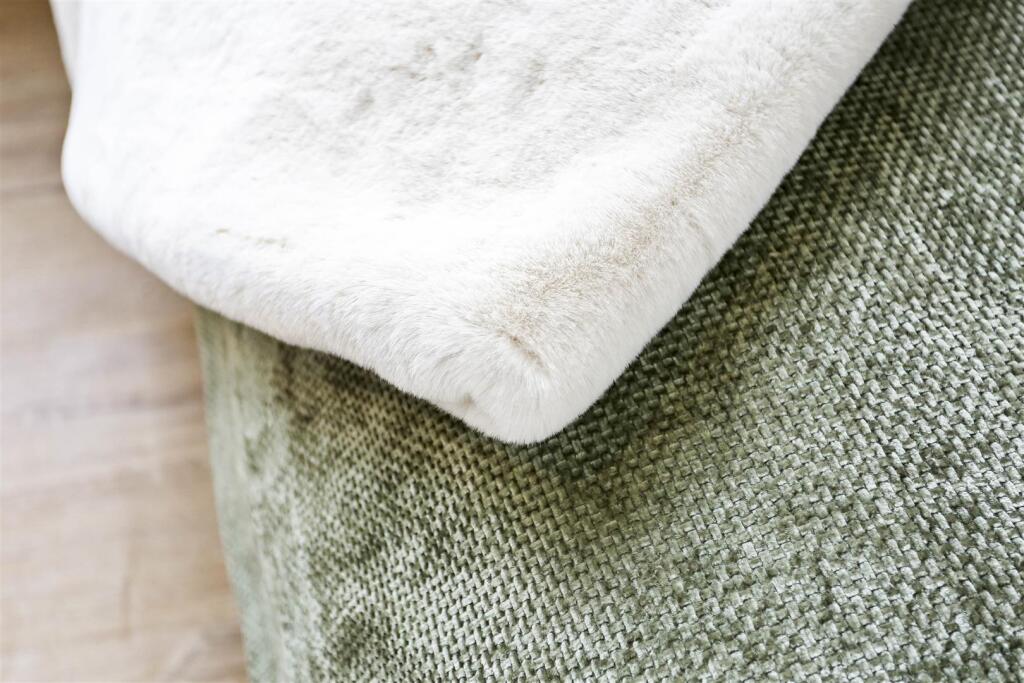 1508626323 - F7 - 5.jpg