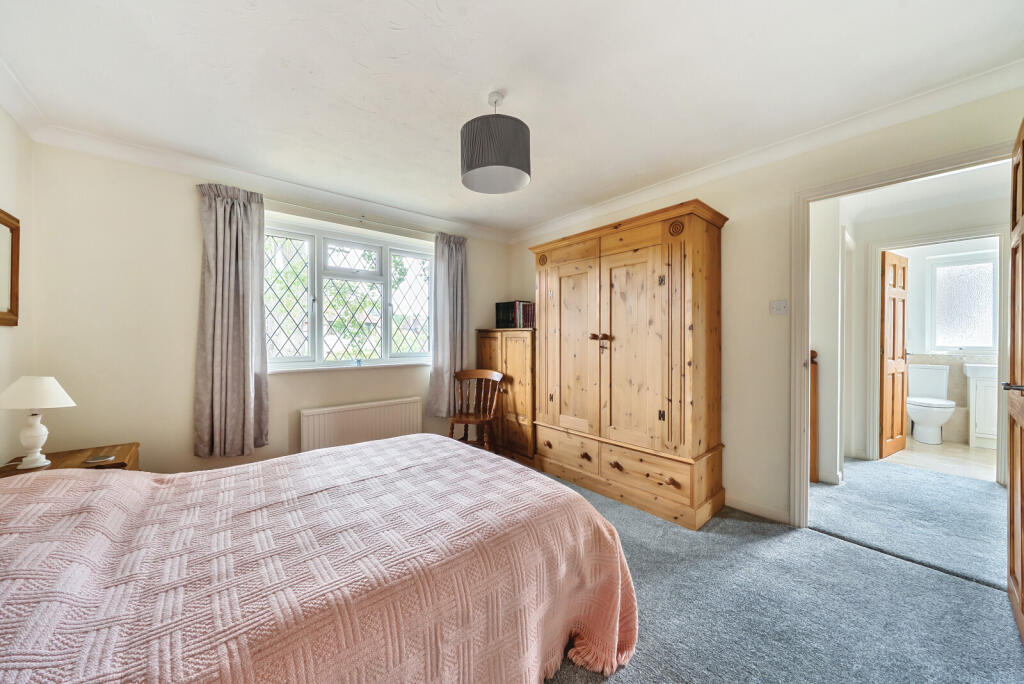 1318345-19-686522...