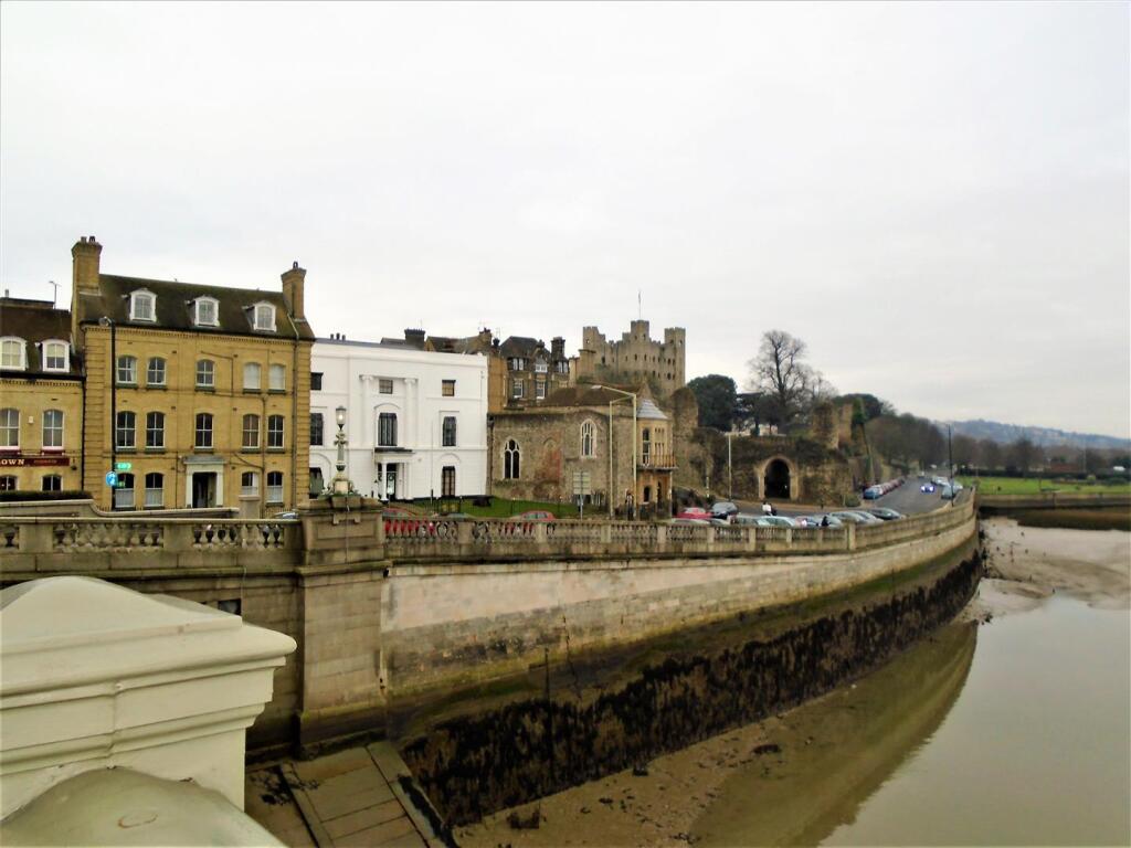 River Medway, Rochester