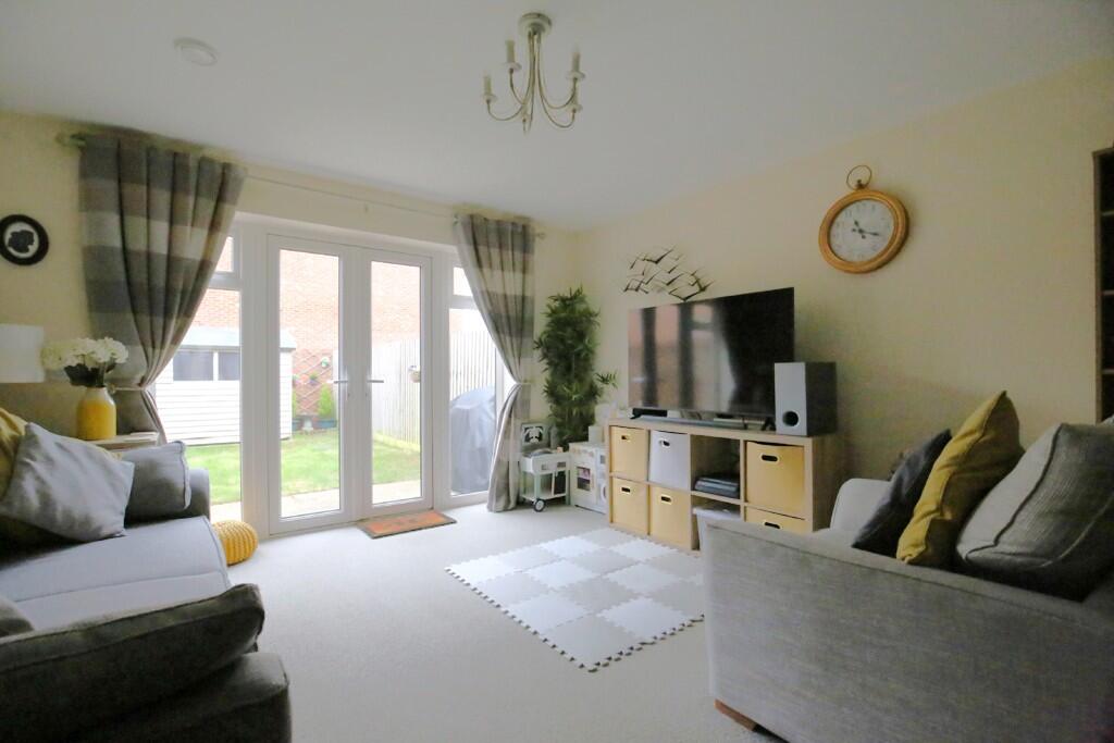 Living/dining room 