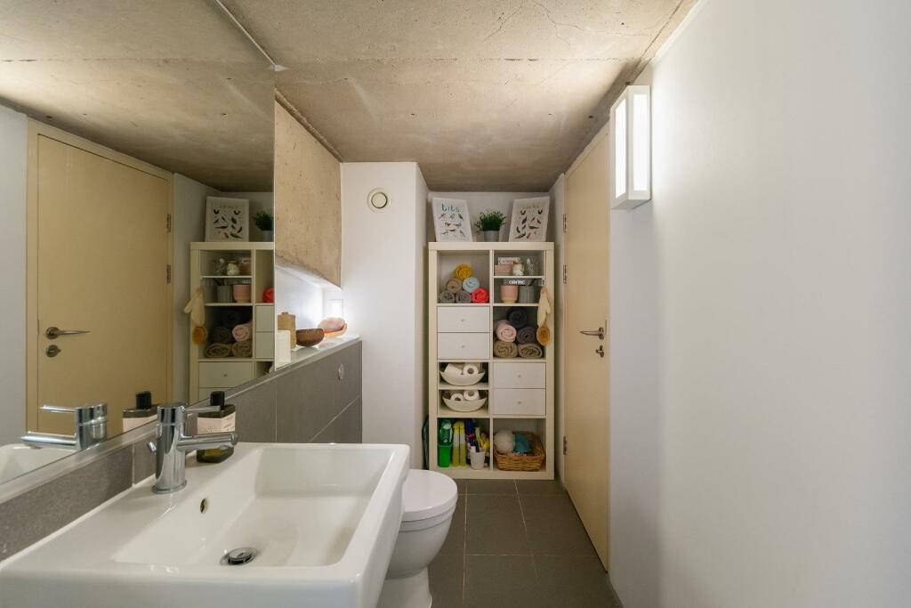 2L1S0BH - Ensuite A.jpg