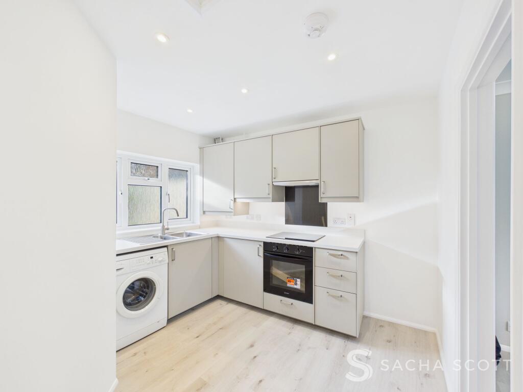Kitchen / Breakfast Room