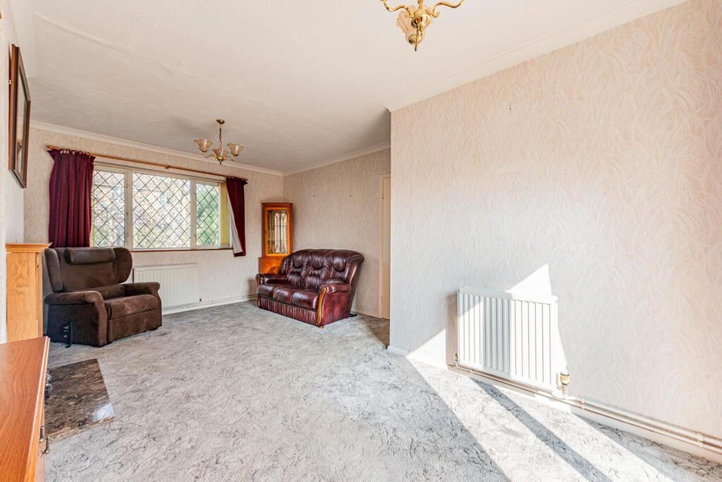 Living Room (2)
