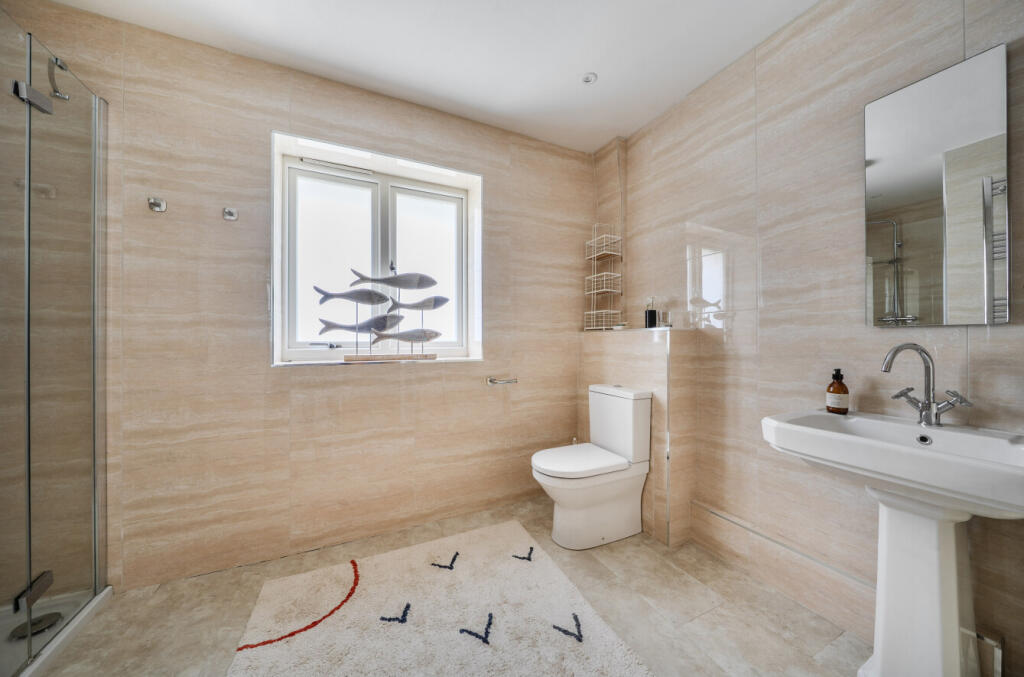 1347360-14-68c024...