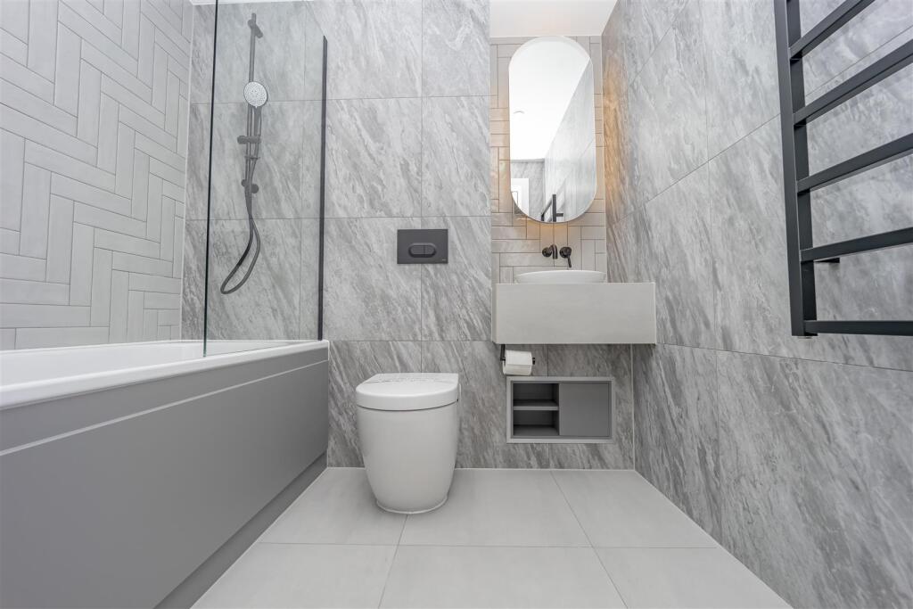 Bathroom     .jpg