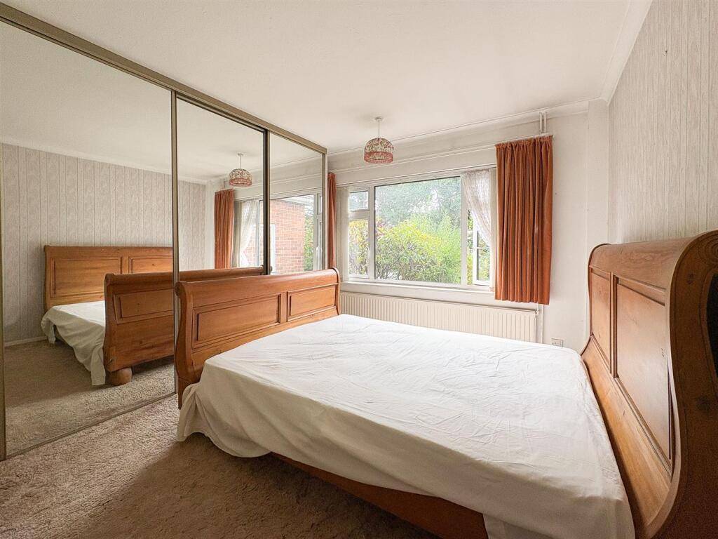 Bedroom-1.jpg