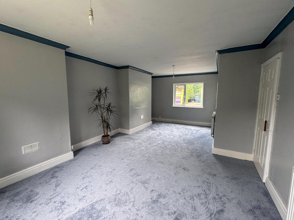 GILFACHROAD-09 T202506301957.jpg