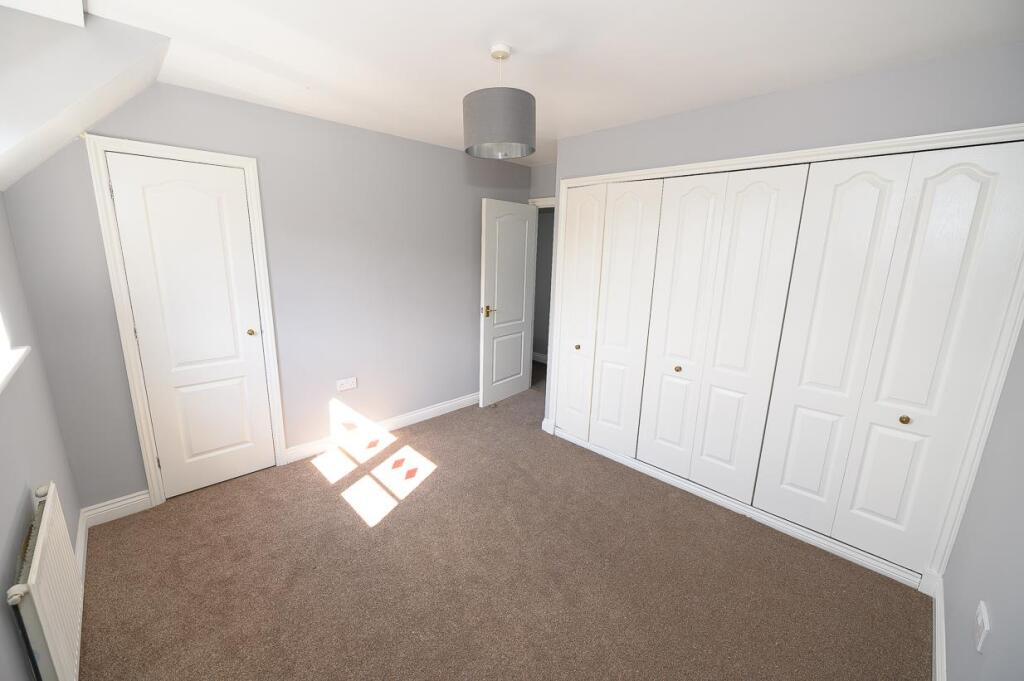 Bedroom one pic 2.jpg