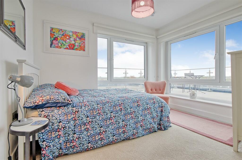 Bedroom 2.jpg