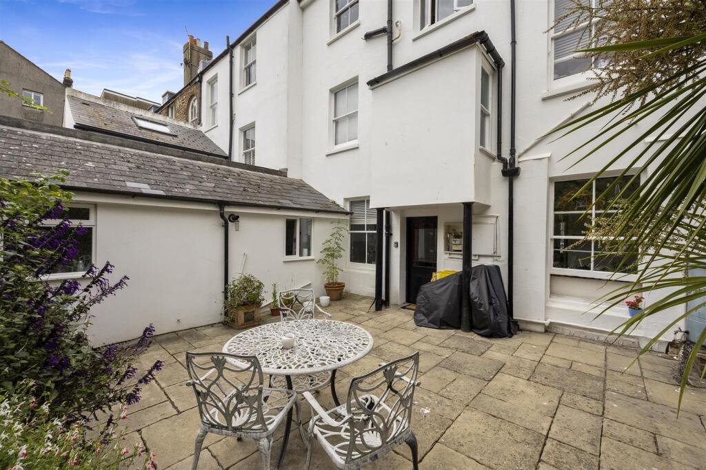 Devonshire Place, 44, (building exteriors)-003.JPG