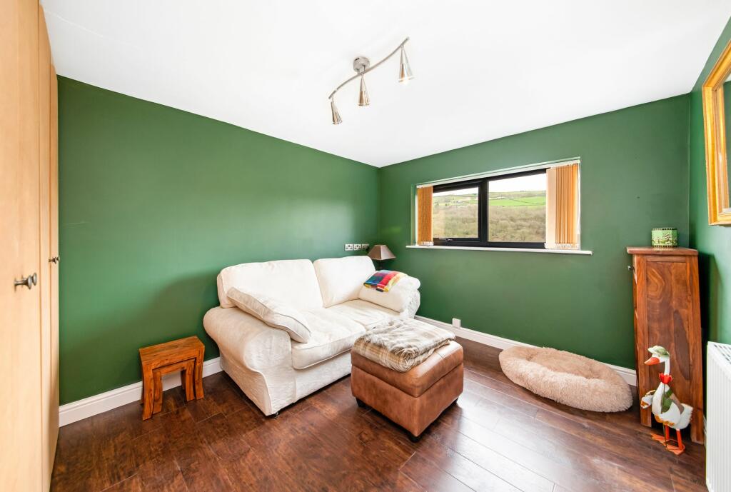 BEDROOM FIVE